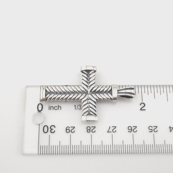 David Yurman Sterling Silver Cable 45 x 27mm Classic Chevron Cross Pendant Pouch - Picture 3 of 9